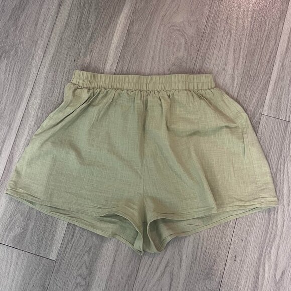 Prettylittlething Green Linen  Beach Shorts SZ USA 10 UK 14 - Picture 6 of 12